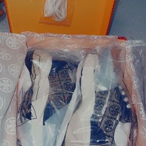 Tory Burch T monogram good luck trainer